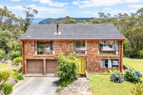 Narrow Neck Retreat